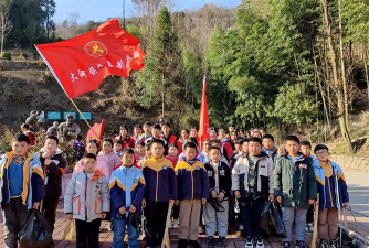 西乡县大河镇九年制学校阅读区