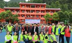 绥阳县大路槽乡大路槽中学阅读区