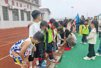 枨冲镇枨冲中心小学阅读区