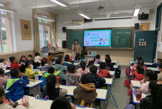 西安市碑林区兴庆小学阅读区
