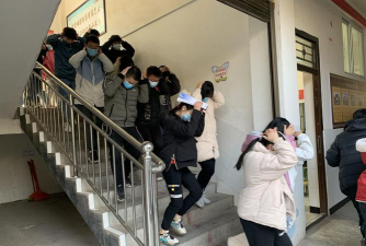 斗山镇横江中学阅读区