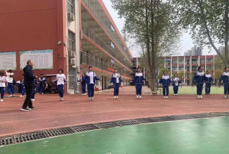 内黄县亳城乡第三初级中学阅读区