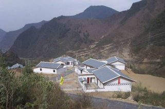 越西县瓦里觉乡中心校阅读区