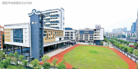深圳市宝安区西乡街道黄田小学阅读区