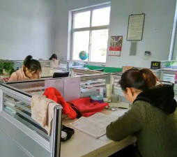 林州市城郊乡四中阅读区