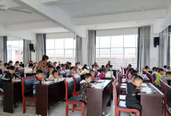高密市仁和镇仁和学校阅读区
