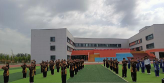 乌拉台学校阅读区