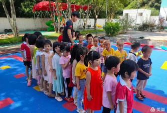 汤西镇南礤幼儿园阅读区