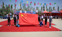哈密市德外里学校阅读区