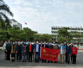 电白县环城中学阅读区