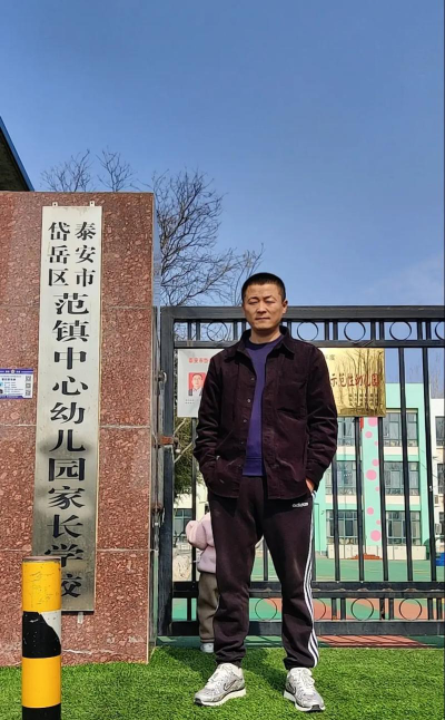 青州市王坟镇于家庄村幼儿园阅读区