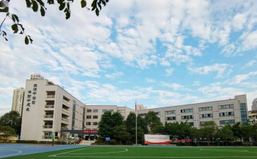成都市菱窠路小学阅读区