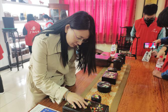 廊坊市广阳区新莺艺术培训学校有限公司阅读区