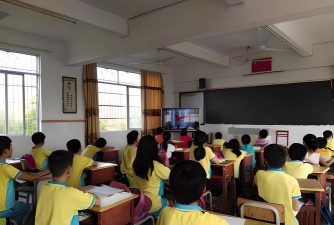 高州市长坡镇旧城小学附设幼儿园阅读区