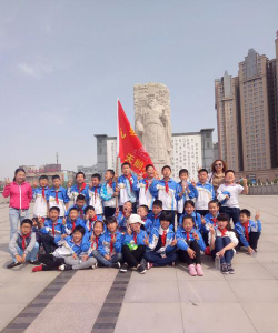 乾县小天鹅小学阅读区