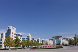 新泰市刘杜镇第一初级中学阅读区