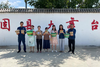 永寿县监军镇中心小学阅读区