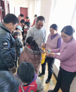 祁连县默勒镇中心寄宿制民族小学阅读区