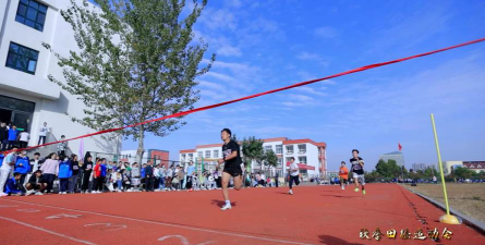 五莲县第二中学阅读区