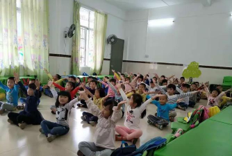 廉江市河唇镇中心幼儿园阅读区