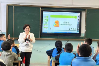 吐鲁番市三堡乡中心小学阅读区