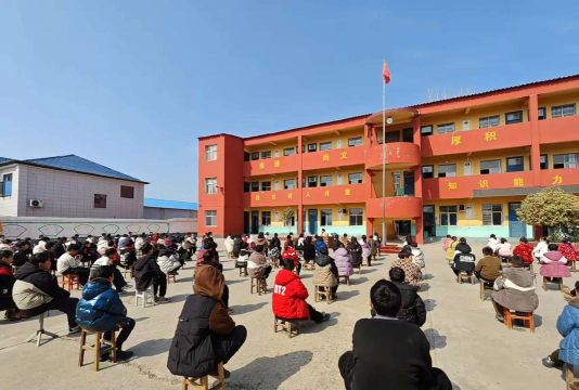城关镇育才小学阅读区