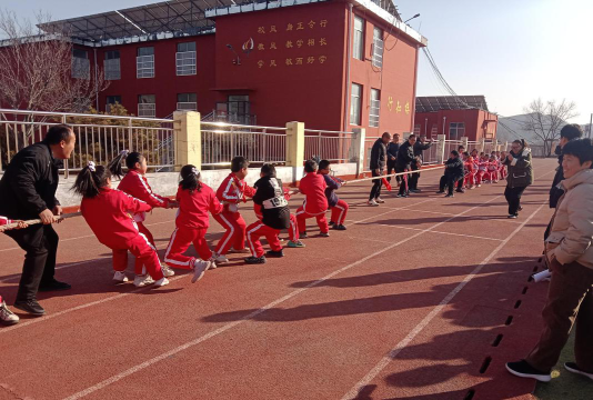 铁车中学阅读区