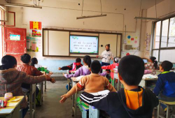 黑池镇中心小学阅读区