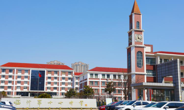 临沂经济开发区芝麻墩街道初级中学阅读区