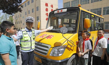 白水县城关镇胜利小学阅读区