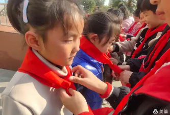 启蒙小学阅读区