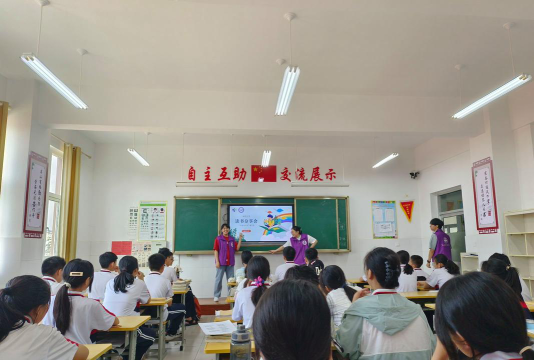 沂堂镇初级中学阅读区