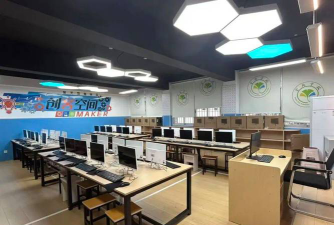 湘潭市雨湖区金庭学校阅读区