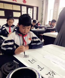 娄底市娄星区惕予书画培训学校有限公司阅读区