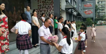 遵义市老城小学阅读区