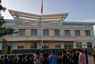 会宁县甘沟驿镇辽坡四年制小学阅读区