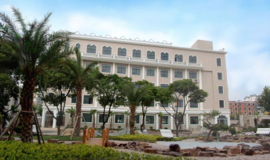 回民中学阅读区