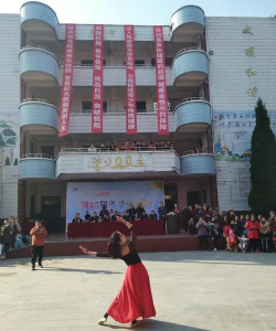 汉台区望江乡中心小学阅读区