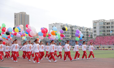 秦安县郭加中心小学阅读区