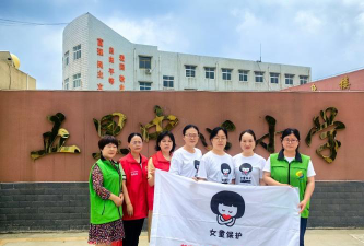 洋县草庙乡中心小学阅读区