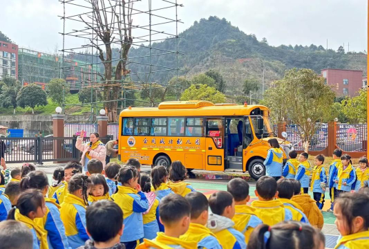修水县三都镇车田幼儿园阅读区