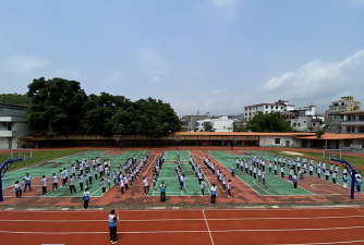清城区平安中学阅读区