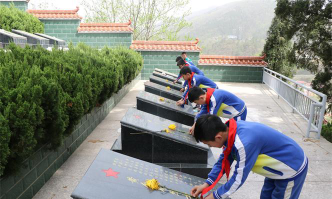 广坪镇中心小学阅读区