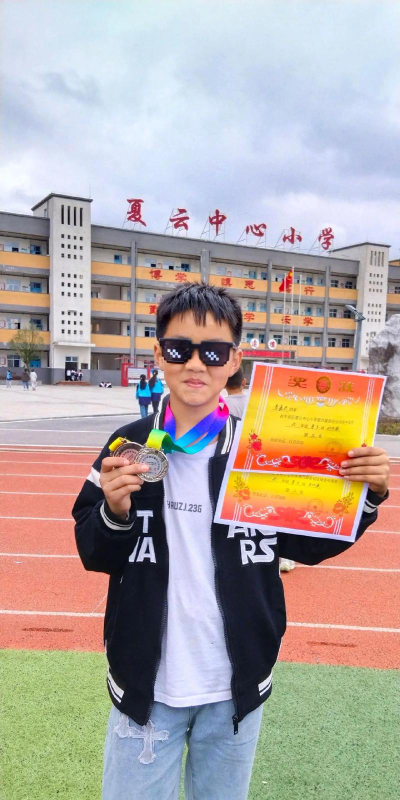 夏云小学阅读区