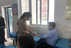 丰乐中心校阅读区