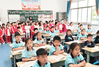 南阳油田唐河基地学校阅读区