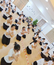 临沂市兰山区大猫艺术培训学校有限公司阅读区