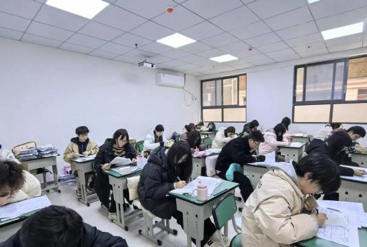 乐山市市中区学壹培训学校有限公司阅读区