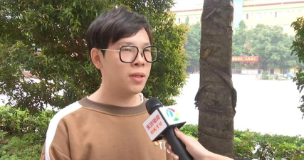 东坑镇洪冠学校阅读区