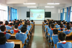 东莞市常平文华学校阅读区